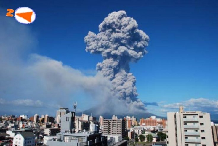 Sakurajima erupting, as seen from Higashikorimoto, Japan, on 18 August 2013(Kagoshima Local Meteorological Observatory)